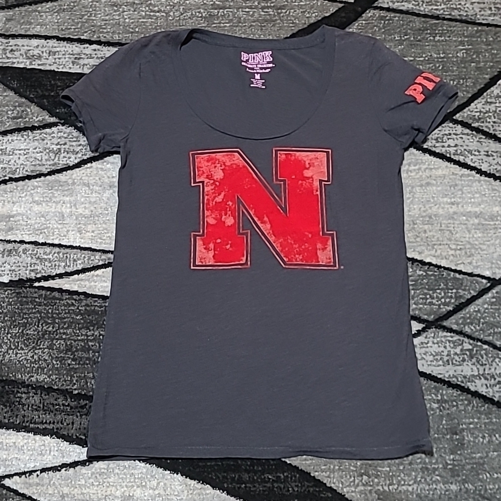 VS PINK 2010 Velvet Logo Nebraska Scoop-Neck Tee-Shirt